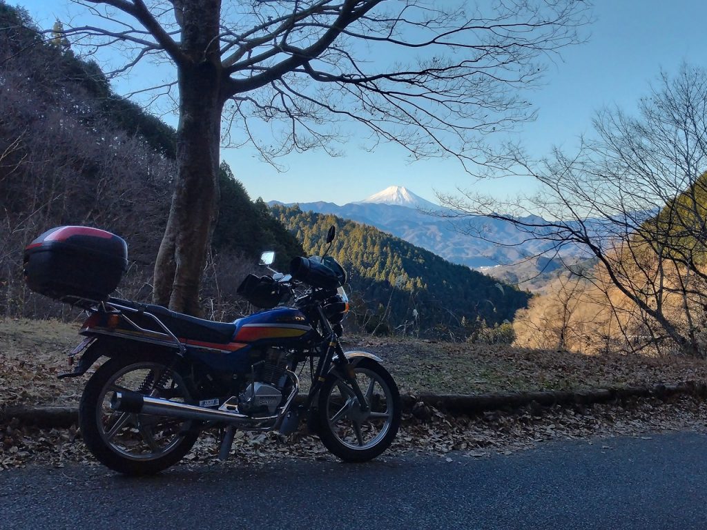 年末ツーリング2024_和田峠展望スポットからの富士山